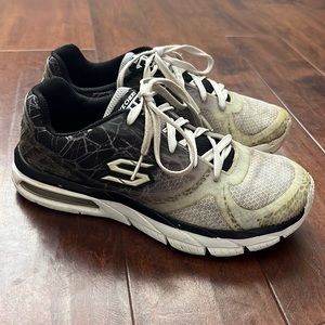 Boys Skechers Air Advantage sneakers